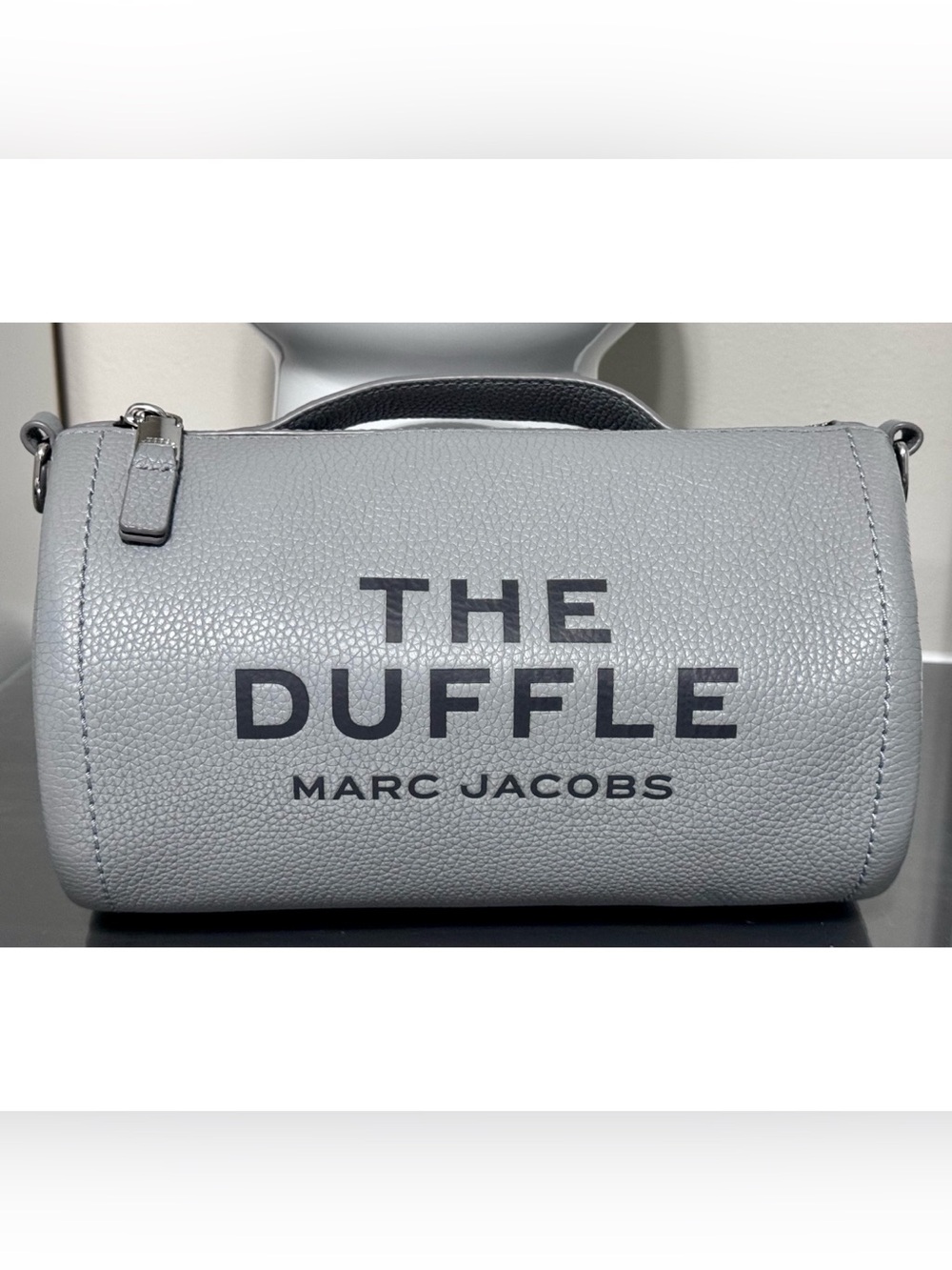 MARC JACOBS THE DUFFLE LEATHER BAG IN WOLF GREY/NICKEL